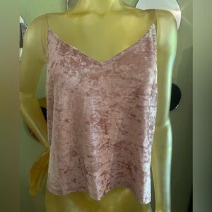Women’s blush pink crushed velvet cropped tank